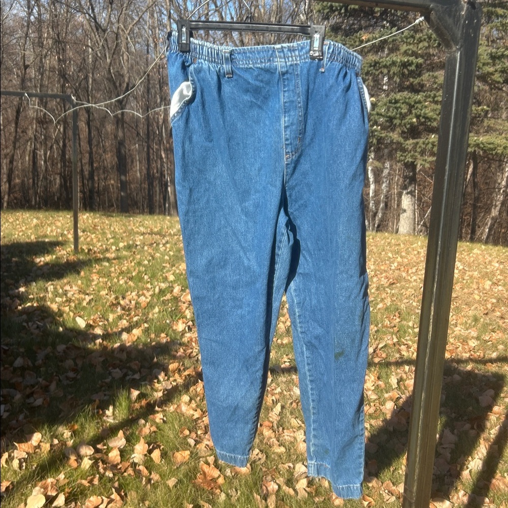White stag plus jeans